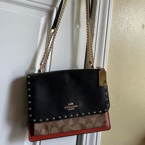 Stylish Coach crossbody purse!